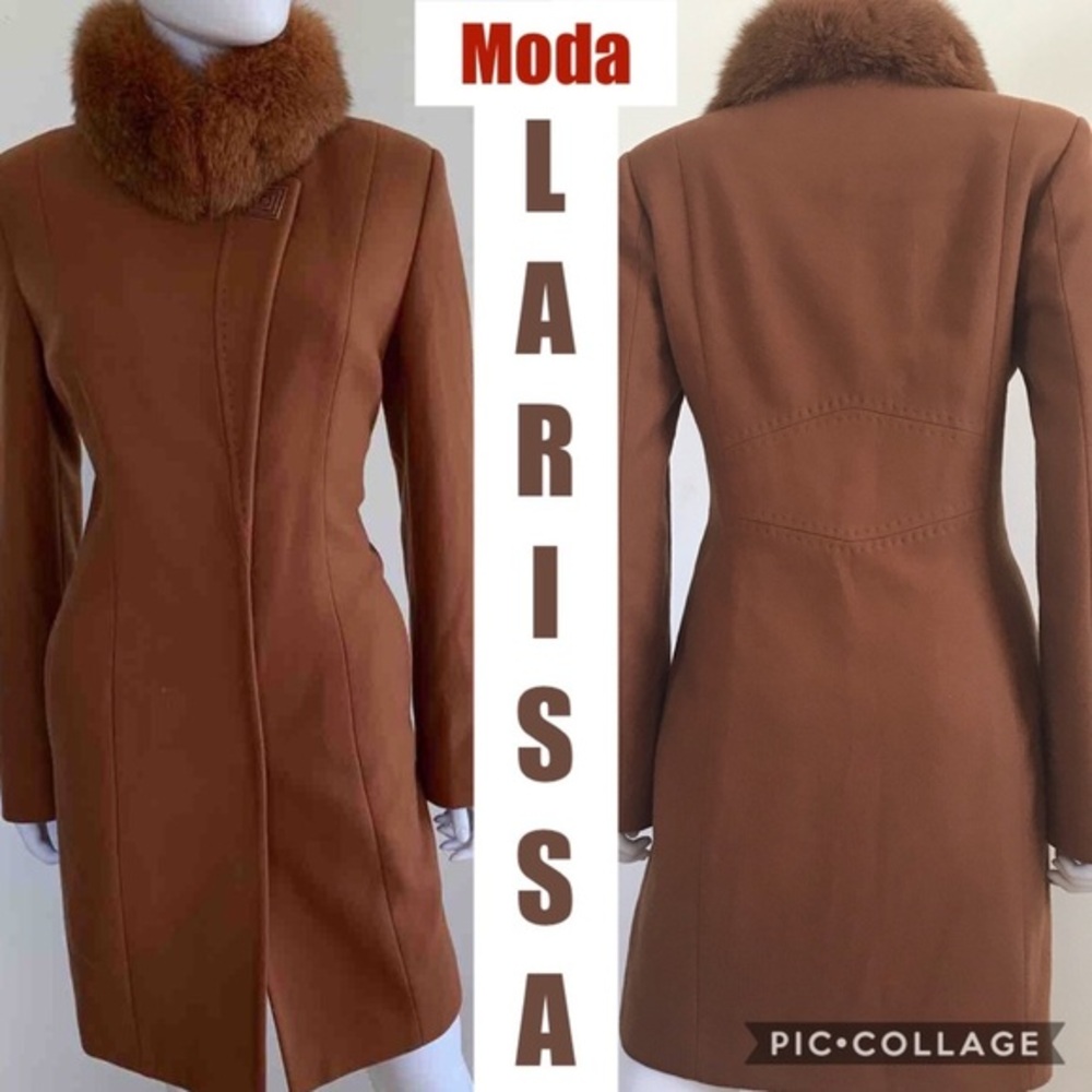 New Snap Buttoned Coat w/Real Dyed‎ Arctic Fox Fur